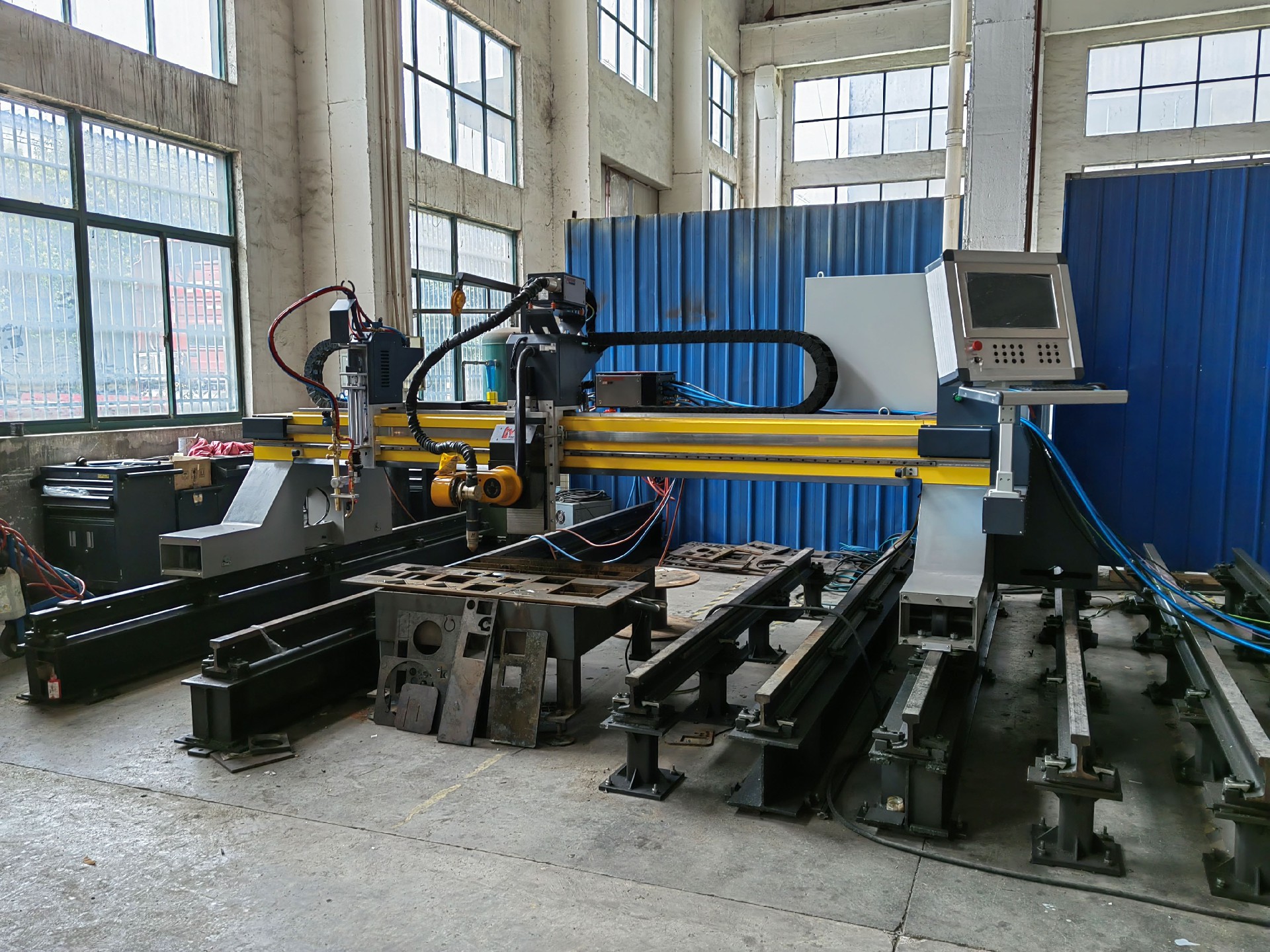 GANTRY cnc bevel 1.jpg