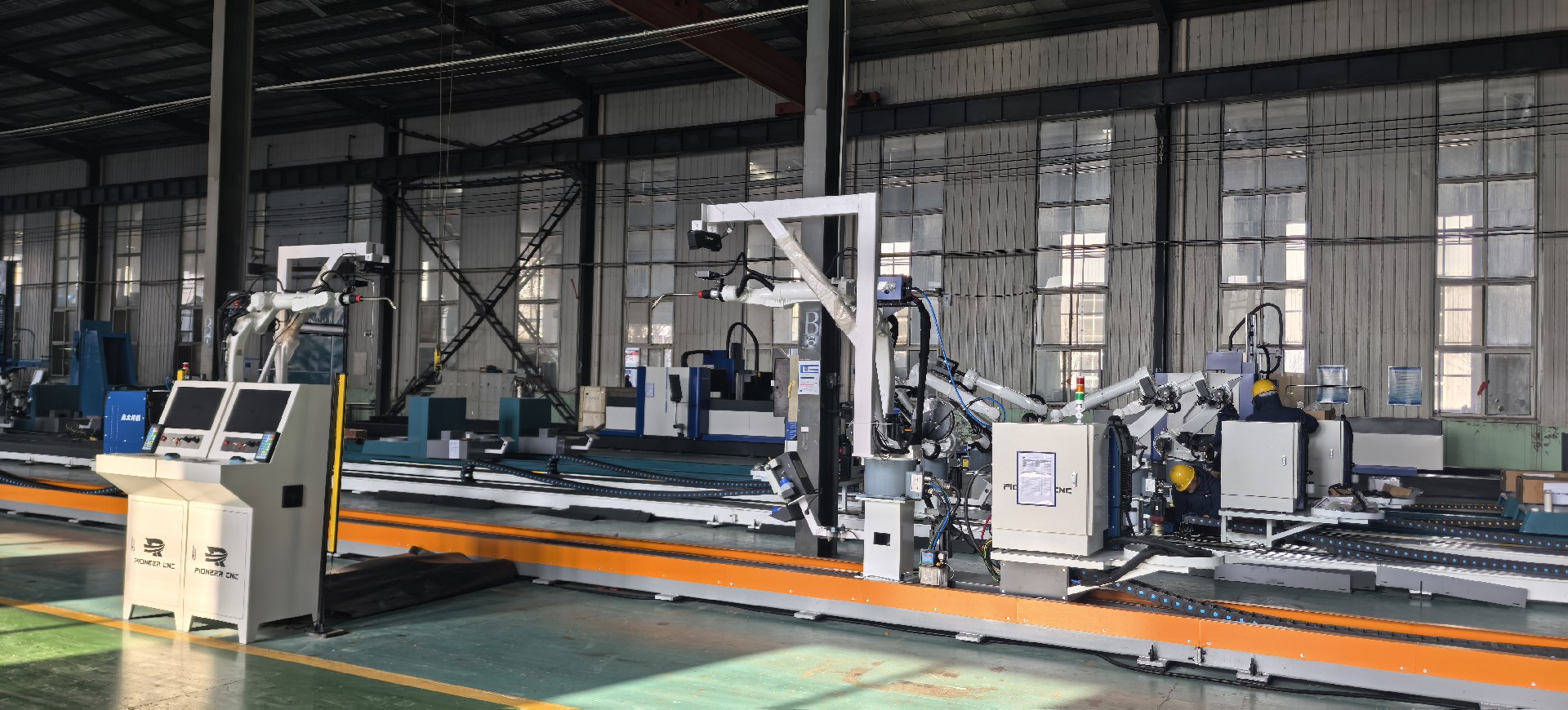 steel structure welding robot.jpg